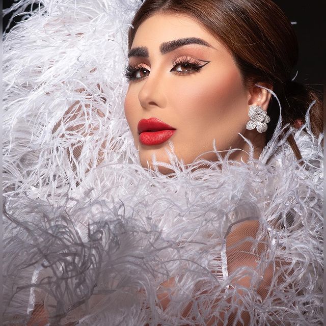 احدث صور المذيعة و الممثلة الكويتية هنادي الكندري فسيبوك و تويتر و سناب
