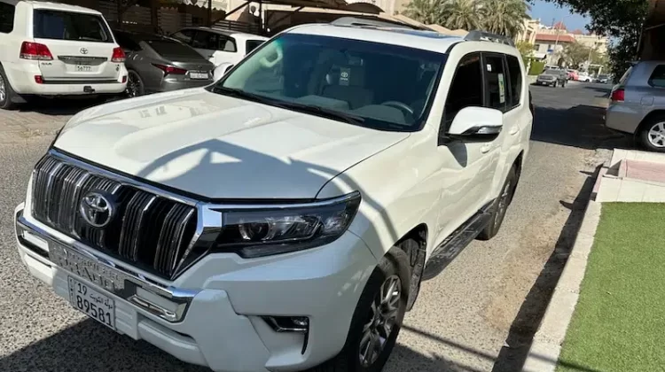 سيارة تويوتا 2021 موديل برادو للبيع في الكويت الجابرية