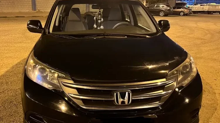 سيارة هوندا 2014 موديل سي ار في للبيع في الكويت جليب الشويخ